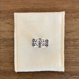 Retired James Avery Silver Filigree Ring